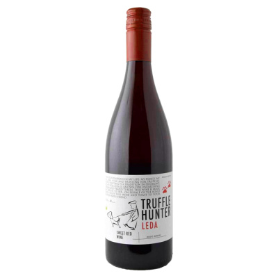 BOSIO WINERY TRUFFLE HUNTER LEDA SWEET RED WINE 5% 750ML